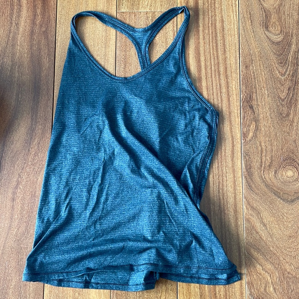 Lululemon tank top